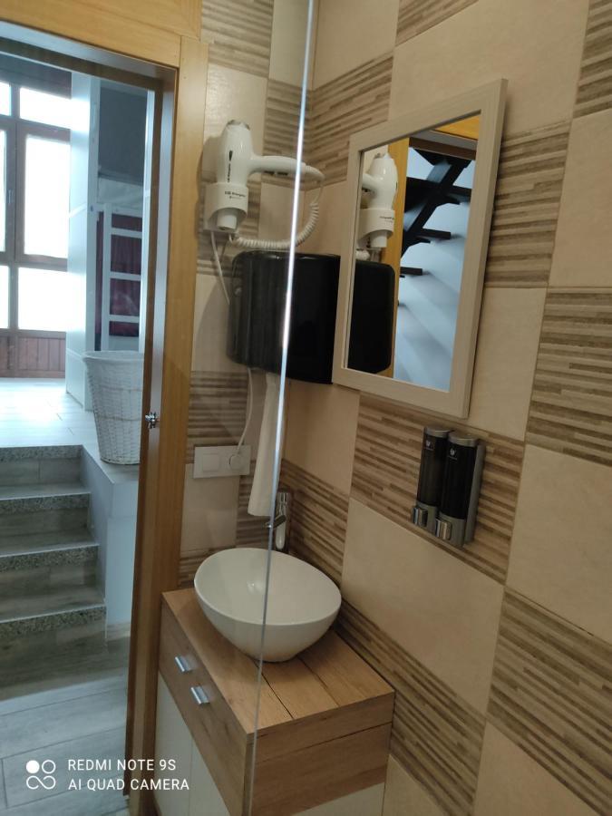 Albergue Con Encanto D'Camino 帕德隆 外观 照片